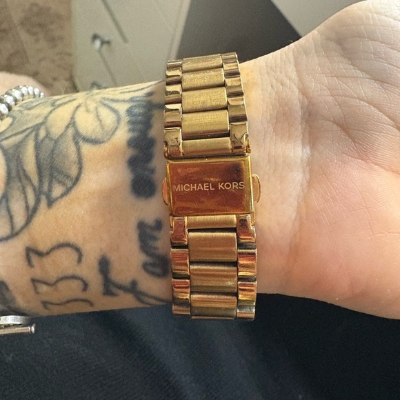 Michael Kors Rose Gold Women's Watch with Crystal Accents - Picture 3 of 4